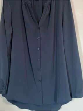 Jaclyn Smith Gray Button-Down Blouse